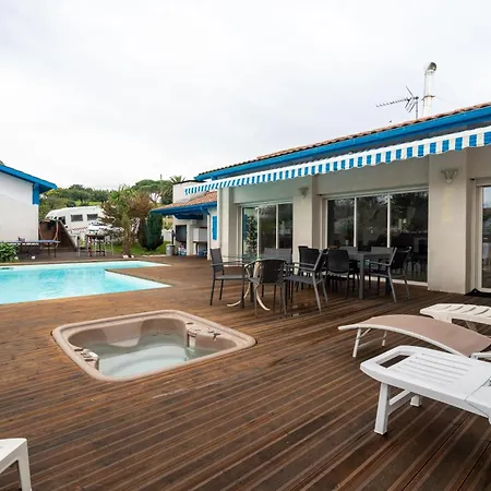 Maison De Vacances, Piscine Et * Bidart