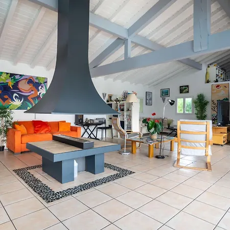 Maison De Vacances, Piscine Et *