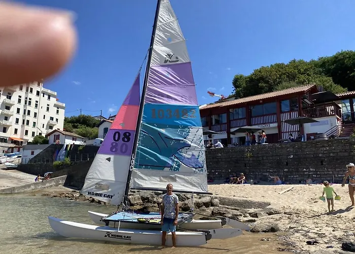 Maison De Vacances, Piscine Et Σπίτι διακοπών *