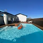 Maison De Vacances, Piscine Et Bidart