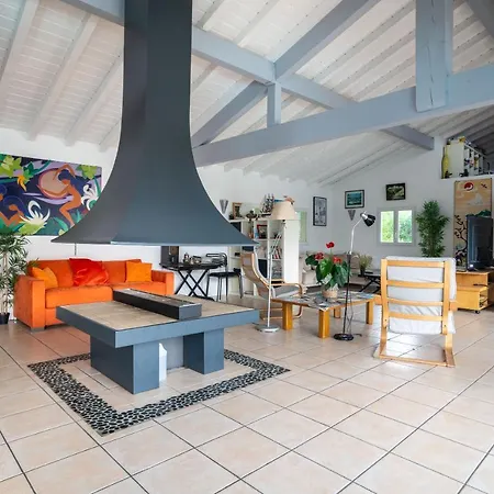 Σπίτι διακοπών Maison De Vacances, Piscine Et Bidart