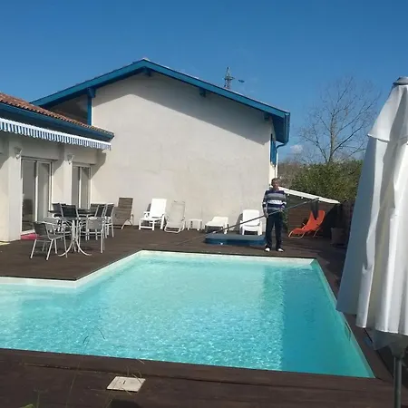 Maison De Vacances, Piscine Et Σπίτι διακοπών Bidart