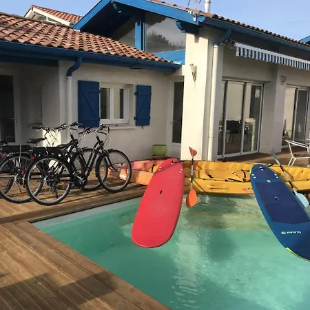 Maison De Vacances, Piscine Et 펜션 비다르