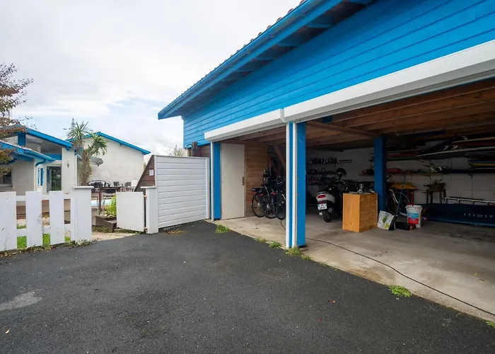 Maison De Vacances, Piscine Et Дом отдыха